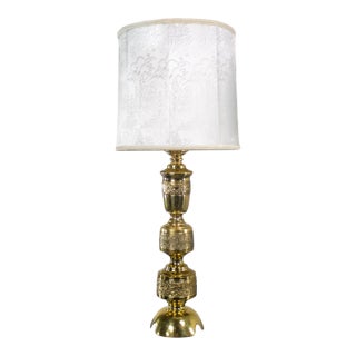 Mid-20th Century Chinoiserie Hollywood Regency Table Lamp Cast Brass W/Damask Fabric Shade For Sale