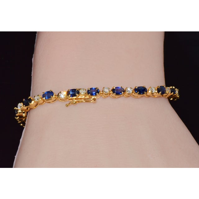 Certified Natural 7ct Blue Sapphire Diamond 18k Gold Tennis Stacking Bracelet For Sale - Image 9 of 16