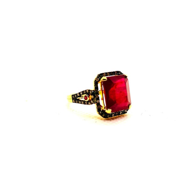 Late 20th Century Bochic “Orient” Vintage Ruby & Diamond Cocktail Ring 18K Gold & Silver For Sale - Image 5 of 12