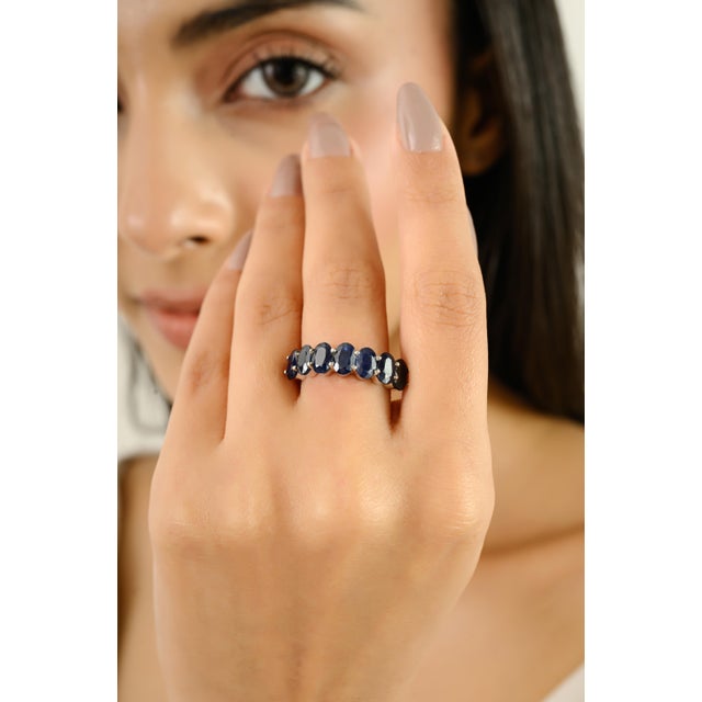 Modern Heirloom Blue Sapphire 14k Gold Gemstone Ring Size 6 For Sale In New York - Image 6 of 12