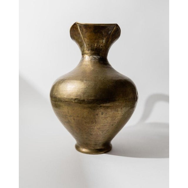 Metal Vintage Brass Vase in Hand-Hammered Metal, 1940s For Sale - Image 7 of 11