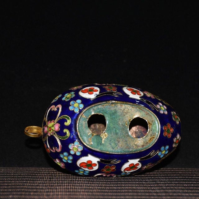 Chinoiserie Handmade Cloisonne Pig Figurine, Deep Blue Ground Wire Inlaid Floral Motif, Chinoiserie Table Decor For Sale - Image 3 of 9