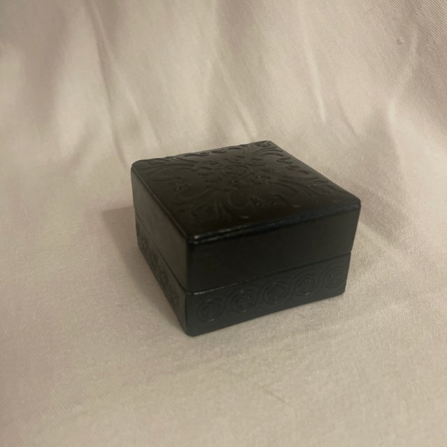 Mid 20th Century Mid 20th Century Italian Embossed Leather Square Box For Sale - Image 5 of 5