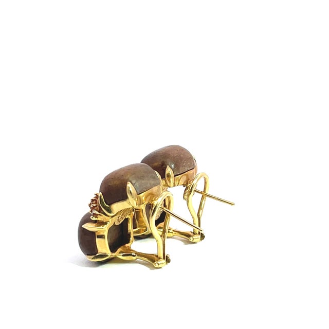 1980s Pair of Rare Seaman Schepps 18k Yellow Gold, Wood Block & Citrine Ear Clips For Sale In New York - Image 6 of 10