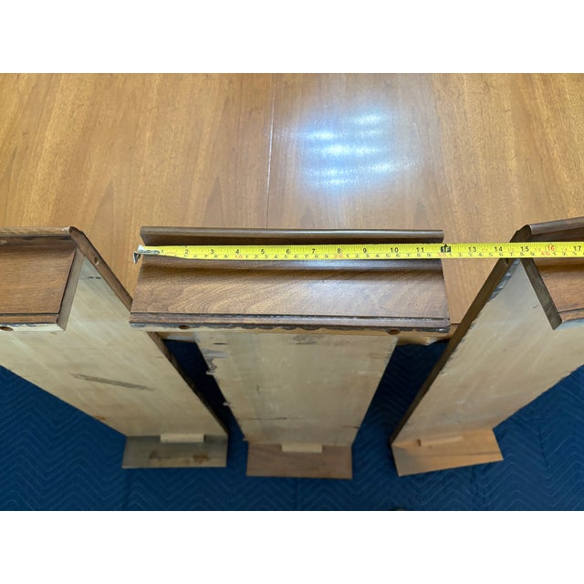 Vintage 1962 Thomasville Tableau Country French Dining Set – 6 Cane-Back Chairs + Table W/ 3 Leaves, Set of 10 For Sale - Image 10 of 12