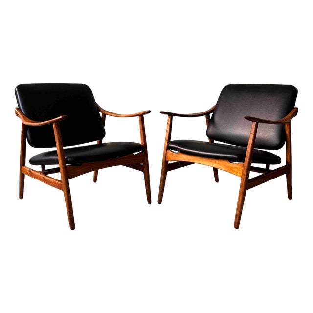 Set of Armchairs attributed to José Cruz De Carvalho for Altamira, Portugal, 1960s For Sale