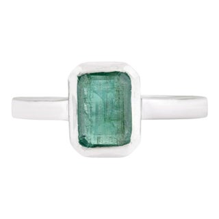 Natural Emerald Bezel Set Solitaire Ring in 925 Sterling Silver - Size 8 For Sale