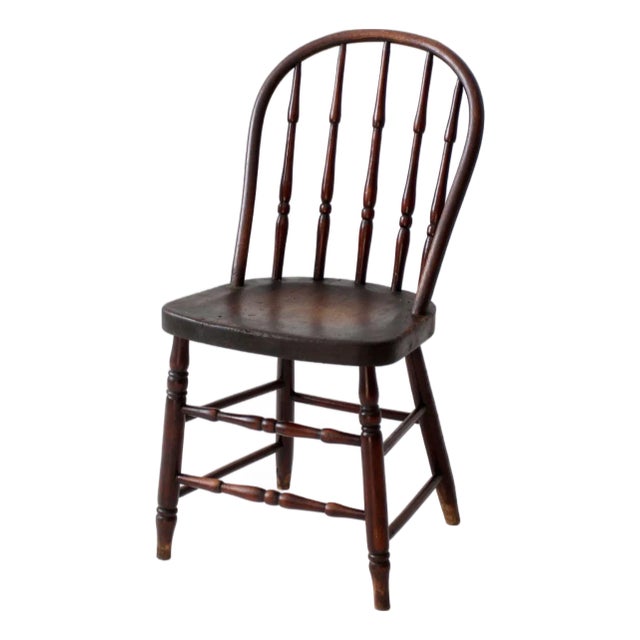 Antique Windsor Chair With Turned Spindles For Sale