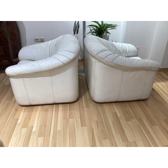 Ivory White Leather Armchairs, 1970s, Set of 2 For Sale - Image 8 of 18