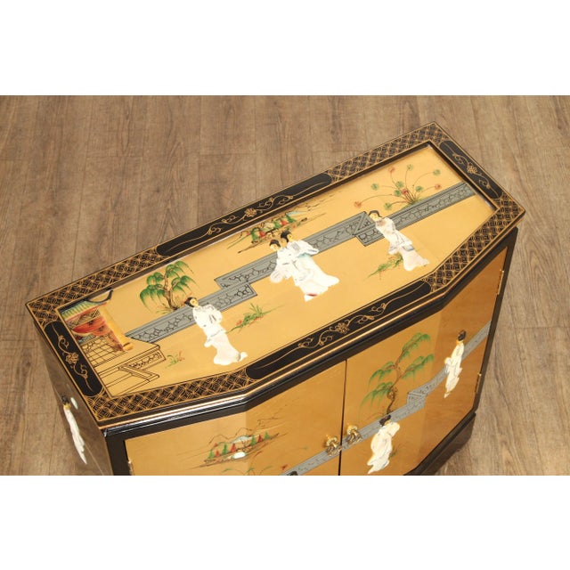 Late 20th Century Chinoiserie Decorated Black and Gold Lacquer Glass Top Console Cabinet For Sale - Image 5 of 12