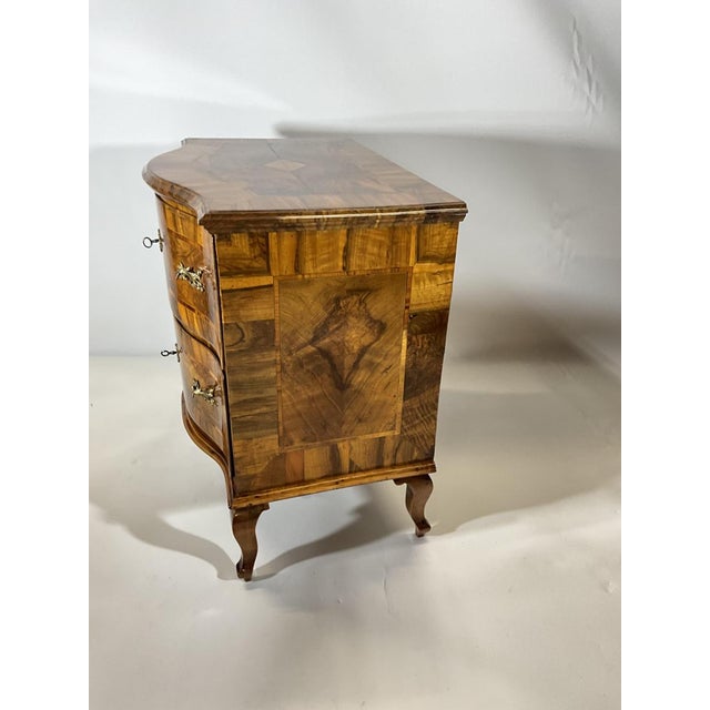 Brown Small Baroque Chest of Drawers in Walnut, 1760 For Sale - Image 8 of 16