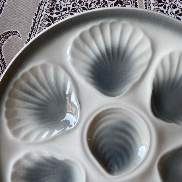 Vintage French Majolica Oyster Plates from Orchies Moulin des Loups, 1960s, Set of 6 For Sale - Image 3 of 6