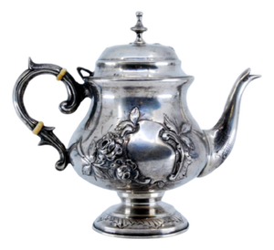 Coffee Pot in Embossed Silver with Floral Motifs and Knob on the Lid