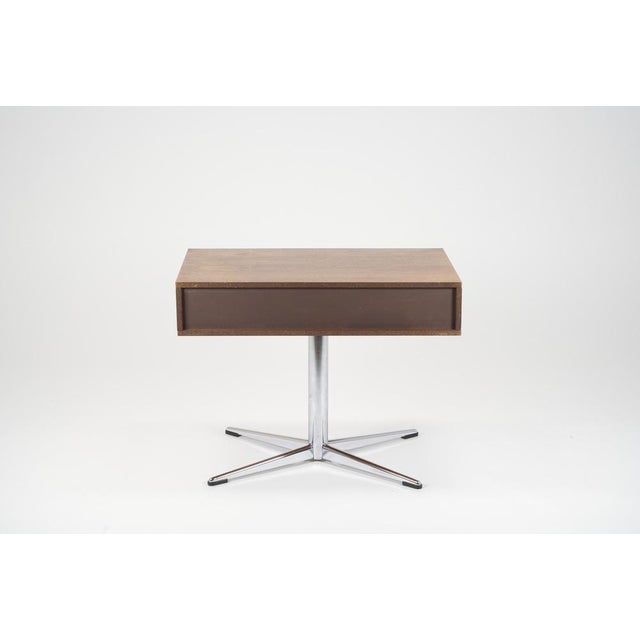 Mid-Century Walnut Rotating TV Side Table, 1970s For Sale - Image 6 of 18