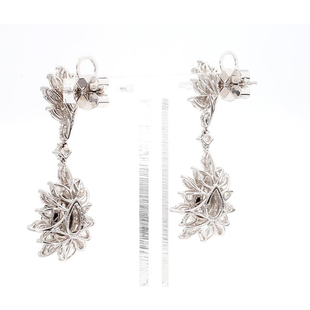 2020s 5.7 Carat Fancy Pinkish Brown Diamond Earrings in 18k Gold - 2 Pieces For Sale - Image 5 of 17