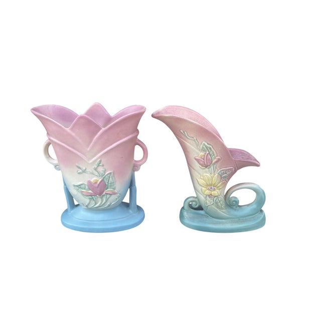 Beautiful 1940s Magnolia (Matte) vase set made by the Hull Pottery Company in the United States around 1946–1947....