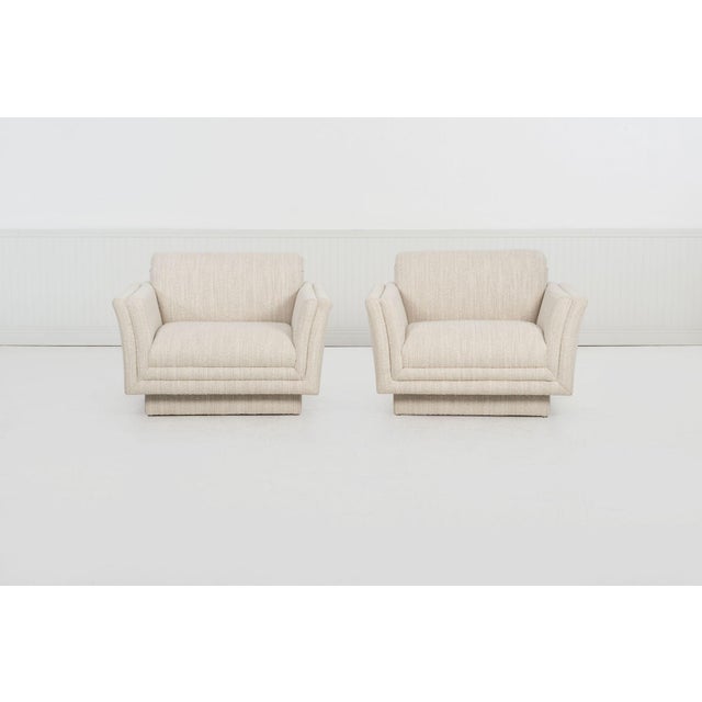 Pair of Oversized Lounge Chairs, Attributed to Vladimir Kagan, c.1985 For Sale - Image 4 of 9