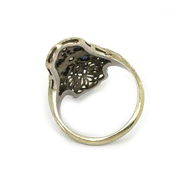 Mid 20th Century Mid 20th Century Art Deco Diamond & Sapphire 18k White Gold Filigree Ring - Size 6 For Sale - Image 5 of 6
