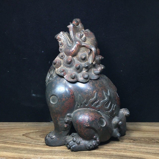 Chinese Vintage Bronze Guardian Lion Censer - Statue Incense Burner For Sale - Image 3 of 9