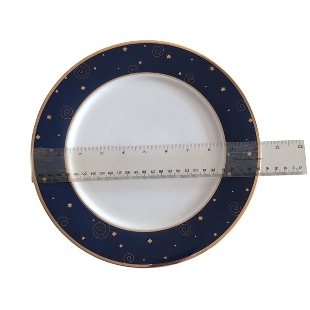 Contemporary Set of 4 Sakura Star Light Dinner Plates Blue Gold 2000 Y2k Hallmark Home Collection For Sale - Image 3 of 4