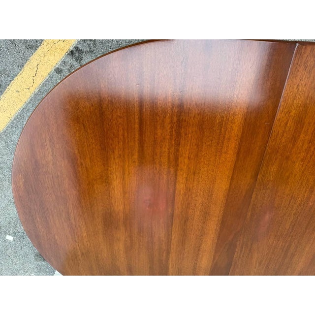 20th Century Henkel Harris Queen Anne Style Expandable Oval Solid Mahogany Dining Table For Sale - Image 11 of 18