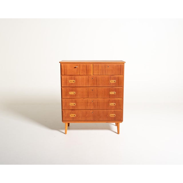 Scandinavian Teak Chest of Drawers with Oak Details, 1960s For Sale - Image 9 of 9