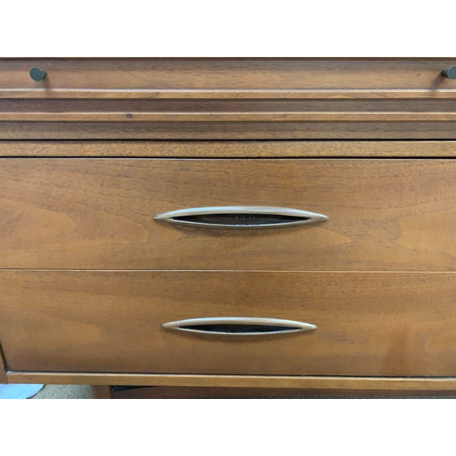 MCM Broyhill Sculptra Walnut Dresser With Mirror For Sale - Image 11 of 12