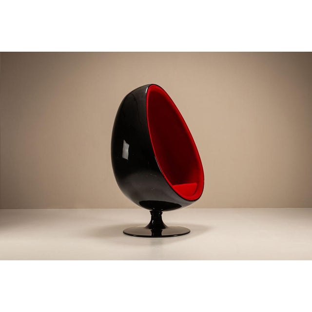 Egg Pod Chair in Black and Red by Eero Aarnio, 1960s For Sale - Image 6 of 17