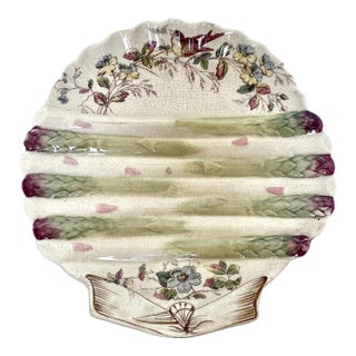 1890s English Majolica Shell Shape Asparagus Plate For Sale