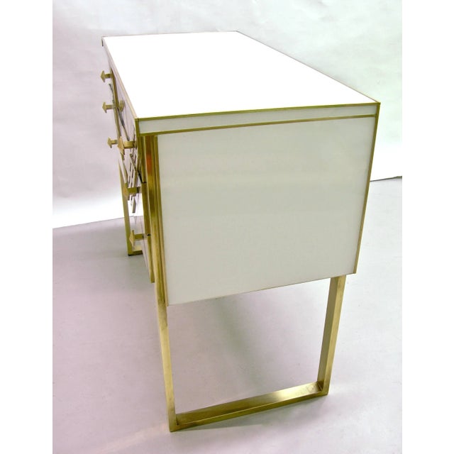 1990s Italian White Black and Gold Chest Sideboard on Brass Legs For Sale In New York - Image 6 of 10