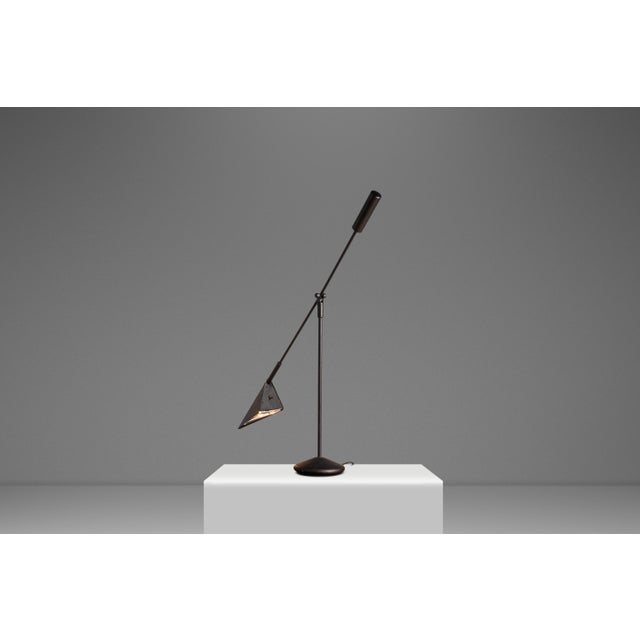 Mid-Century Modern Rare Mid-Century Industrial Post Modern Articulating Ufo Table / Desk Lamp Attributed to Robert Sonneman for Kovacs, Usa, C. 1990s For Sale - Image 3 of 16
