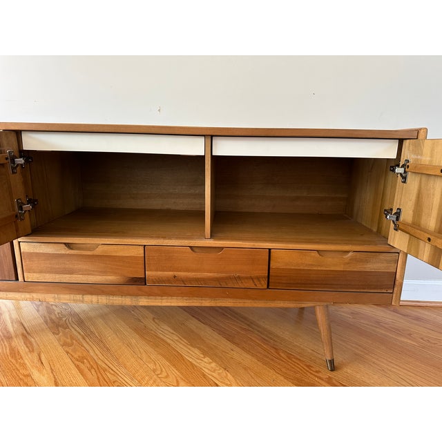 Mid-Century Sideboard For Sale - Image 4 of 6
