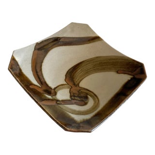 Vintage 1970’s Signed Equestrian Plate in Brown, Rust & Khaki on Taupe For Sale