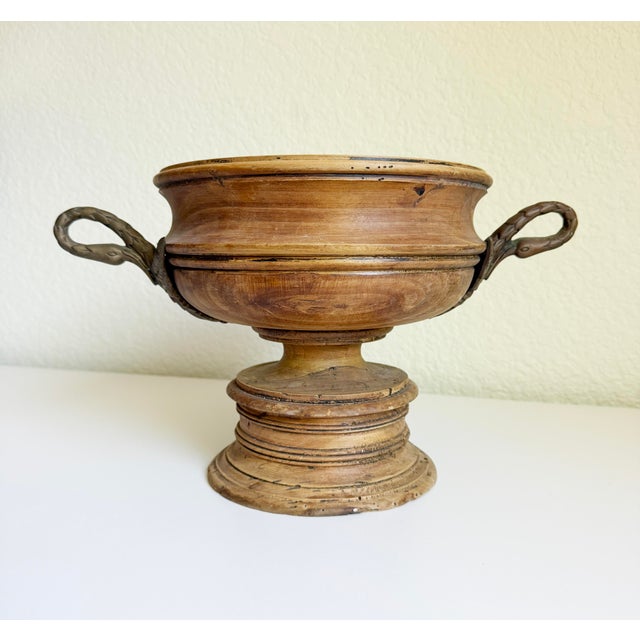 Brown Italian Neoclassical Wood Tazza With Bronze Swan Handles, Early 20th Century For Sale - Image 8 of 12