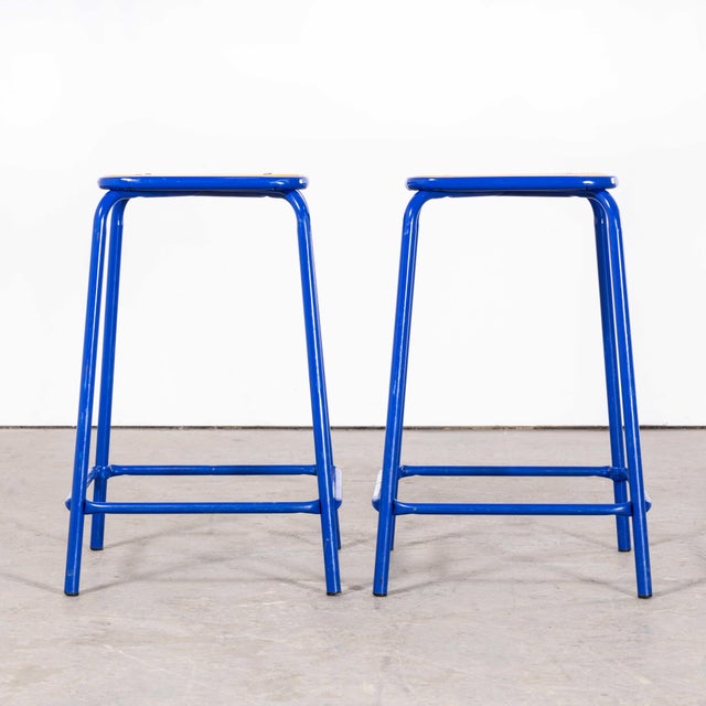 French Bright Blue Laboratory Stools, 1970s, Set of 4 For Sale - Image 3 of 18