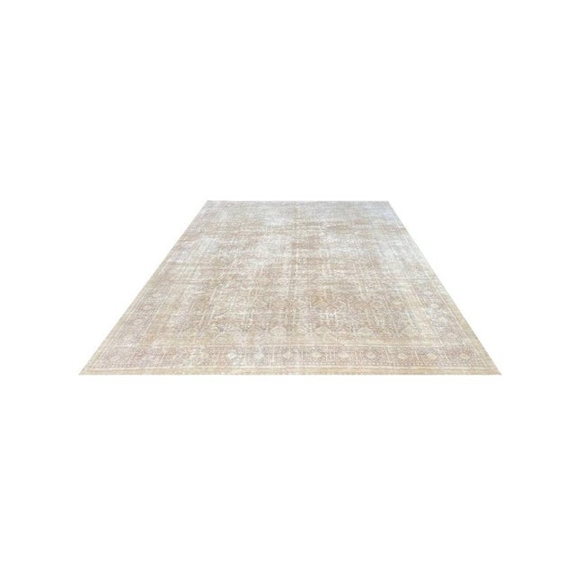 Exact Size: 9’9″ x 12’11” Color: Brown Age: Old Materials: Wool Construction: Hand Knotted