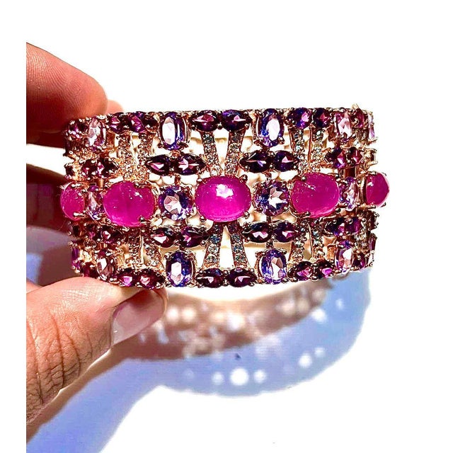 Late 20th Century Bochic “Capri” Natural Ruby & Amethyst Cuff Set In 18K Gold & Silver For Sale - Image 5 of 12