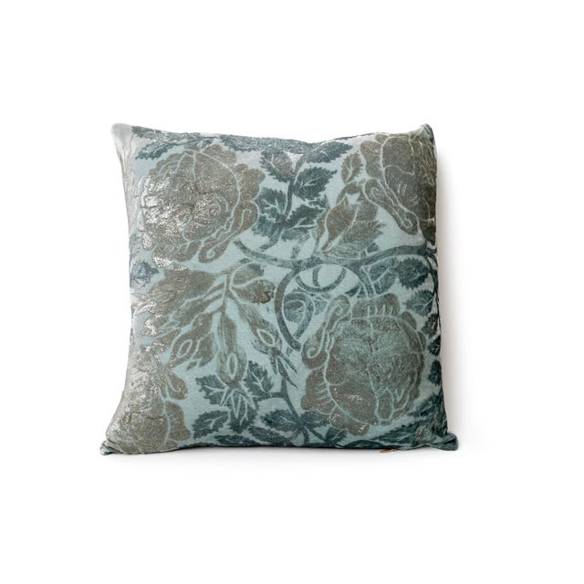 Pair of Hand-Painted Venetian Velvet Roses Pillow For Sale - Image 4 of 15