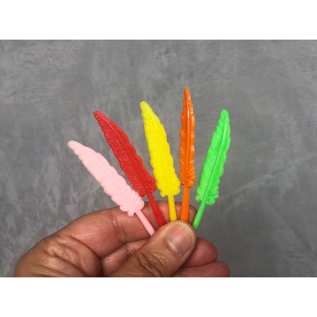Pop Art Vintage Pen Quill Cocktail Drink Hors d'Oeuvres Picks Set of 45 For Sale - Image 3 of 15