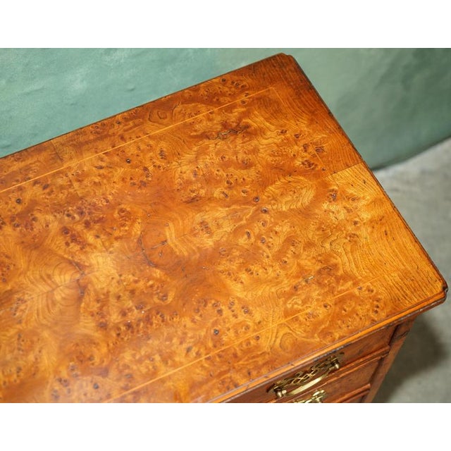 George III Style Burr Elm Chest of Drawers with Brushing Slide For Sale - Image 12 of 18