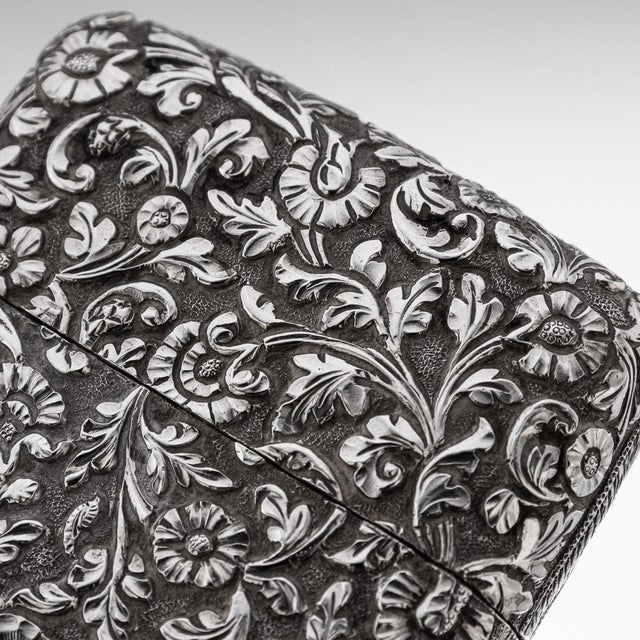 Antique 19th Century Indian Kutch Silver Cigar Case, 1880s For Sale - Image 6 of 18