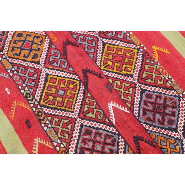 1960s Anatolian Ethnic Design Hand Knotted Natural Kilim Rug For Sale - Image 9 of 10