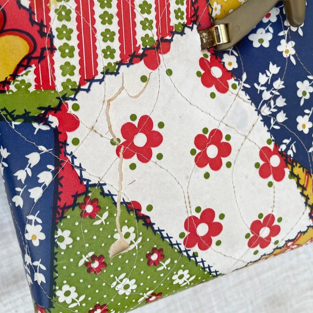 Vintage 1970s Faux Patchwork Sewing Box For Sale In Columbia, SC - Image 6 of 9