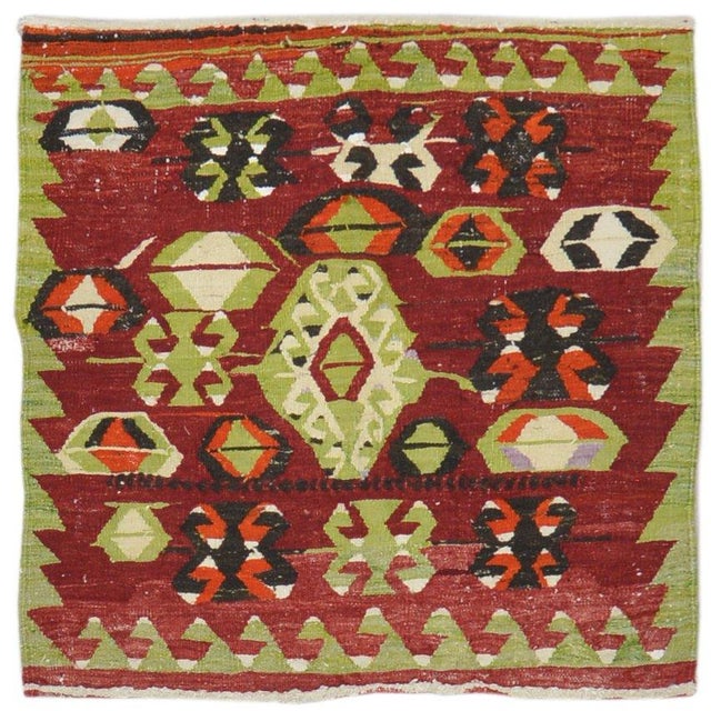 Flatweaved with care using traditional rug-making techniques, this wool rug blends timeless craftsmanship with a modern...