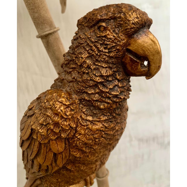 Vintage 1970’s Palm Beach, Hollywood Regency, Safari Bronzed Macaw Parrot Perched in a Tole Painted Tropical Palm Tree Table Lamp With Matching Shade For Sale - Image 11 of 12