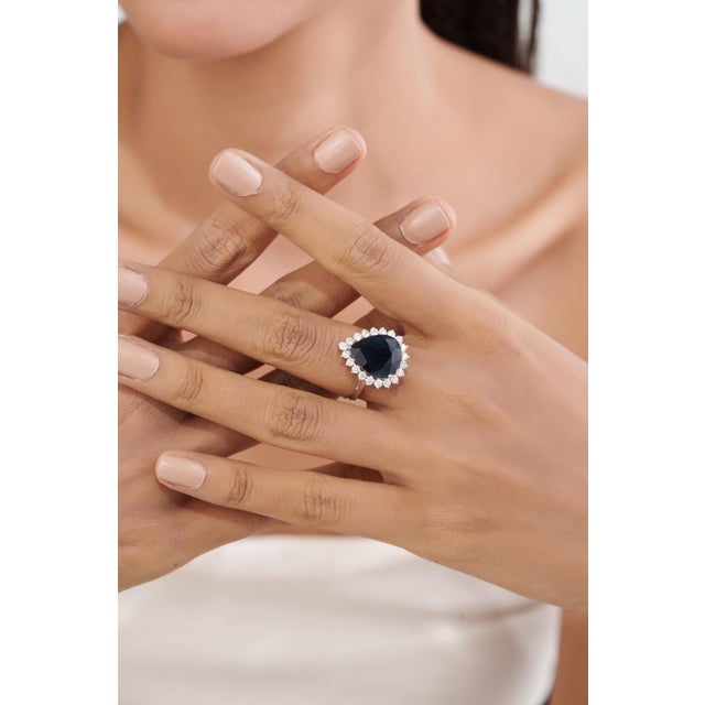 Victorian Natural 18k White Gold 8.42ct Blue Sapphire & Diamond Art Deco Ring Size 4 For Sale - Image 10 of 17