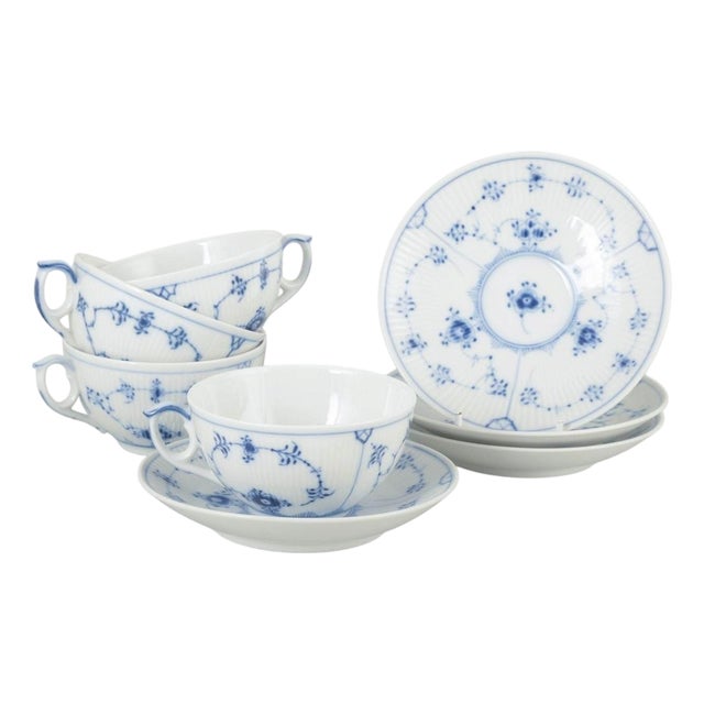 Tea Cups with Matching Saucers from Royal Copenhagen, Set of 8 For Sale