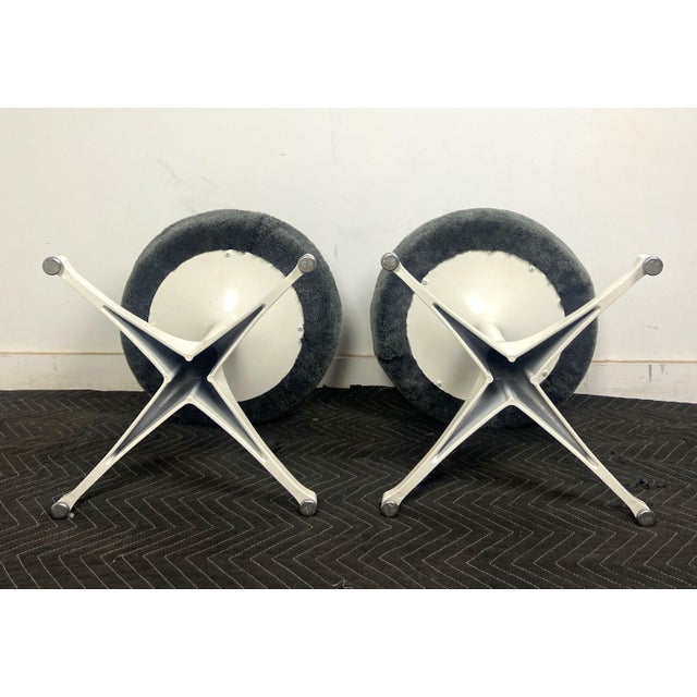1960s Pedestal Stools With Grey Shearling Covered Seats George Nelson for Vitra - A Pair For Sale In Chicago - Image 6 of 7
