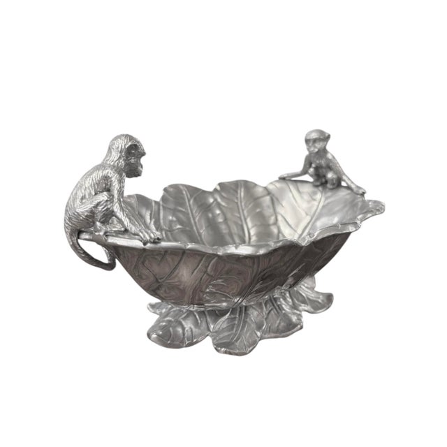 This rare and collectible piece from Arthur Court's 2005 collection showcases the brand's signature nature-inspired...