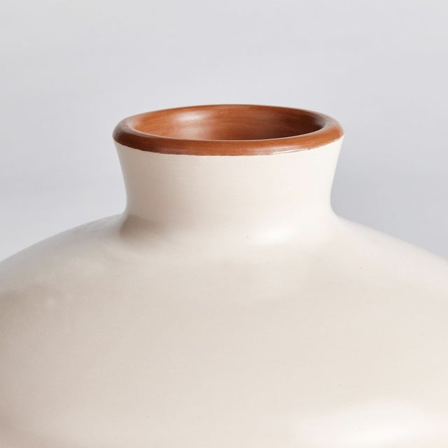 Kenneth Ludwig Chicago Fiorella Vase Small For Sale - Image 4 of 6